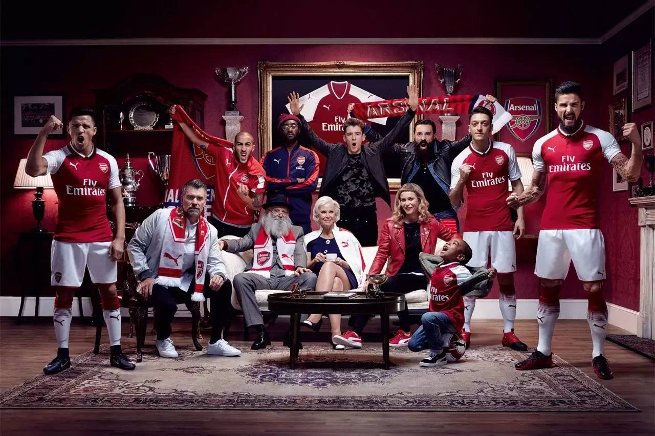 扛起球队！字母哥半场10中8，得到19分8篮板3助攻