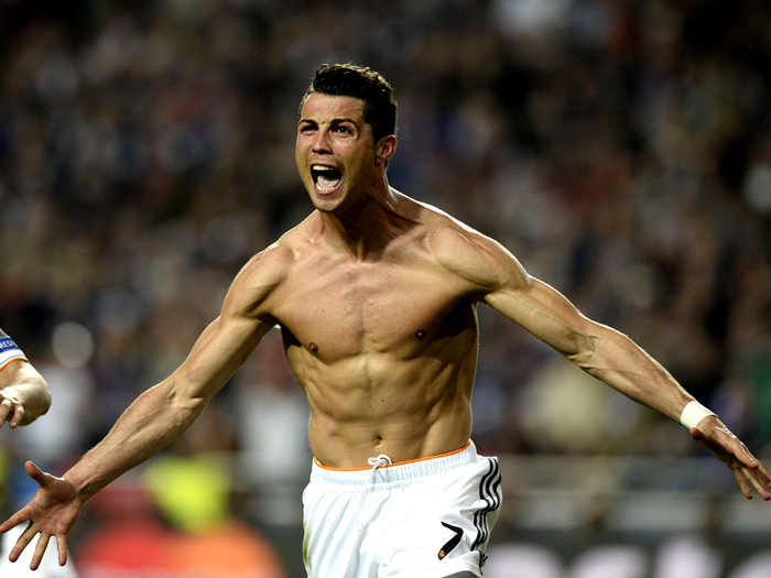 海港在亚冠已跨赛季10场不胜，上次赢球是整整一年前