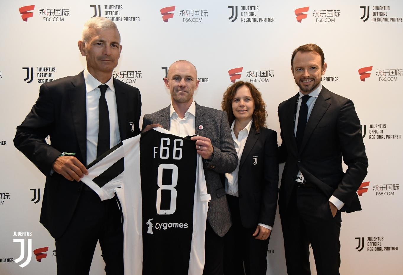 埃贝尔：我们之前收到的邮件说迪亚斯停赛一场；拜仁将上诉