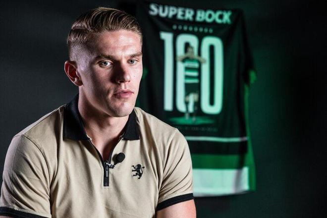 球报：安哥拉对阵阿根廷期间，球场出现混乱导致70名球迷受伤